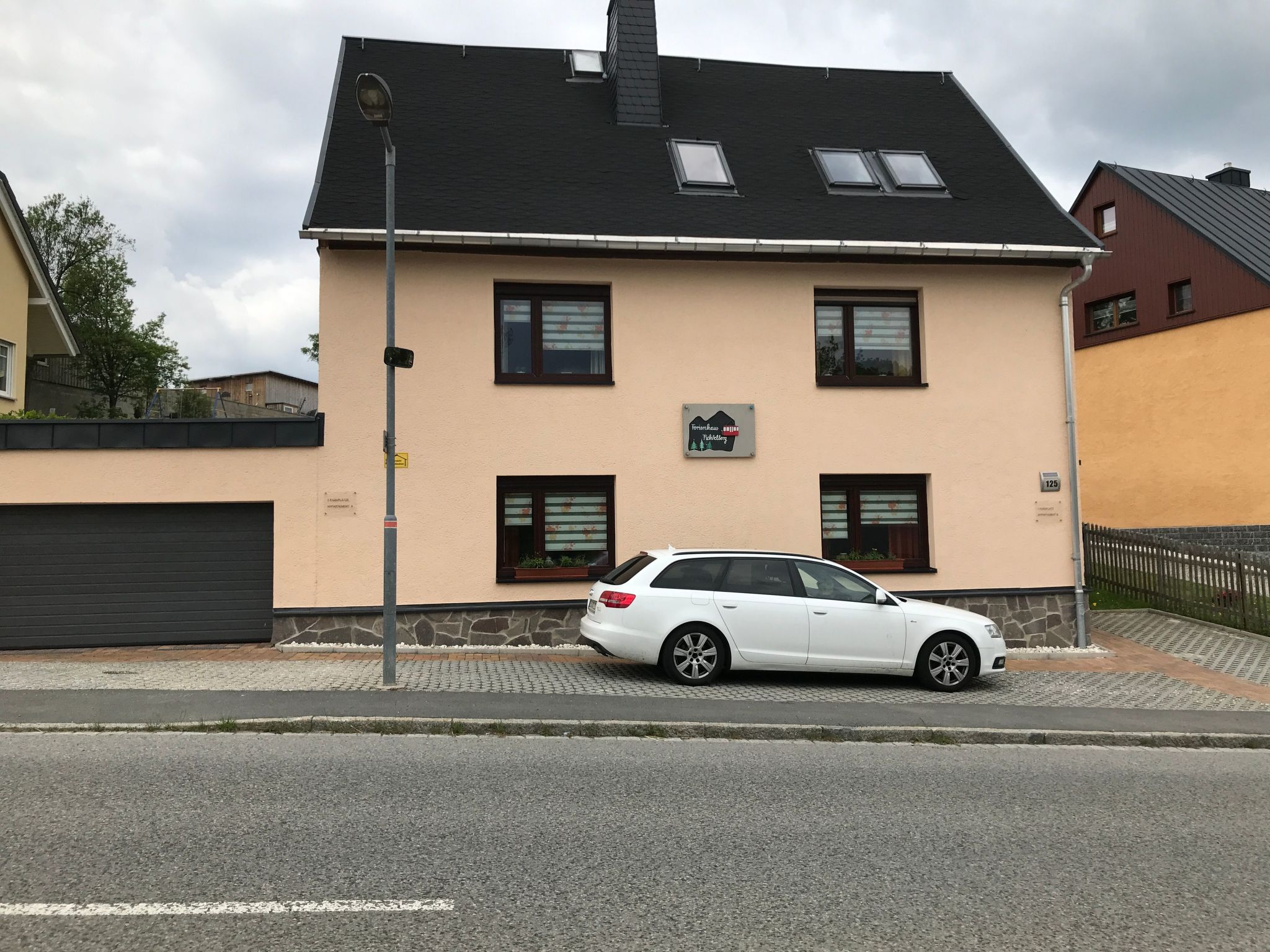 Schöne Ferienwohnung in Kurort Oberwiesenthal-Dedans