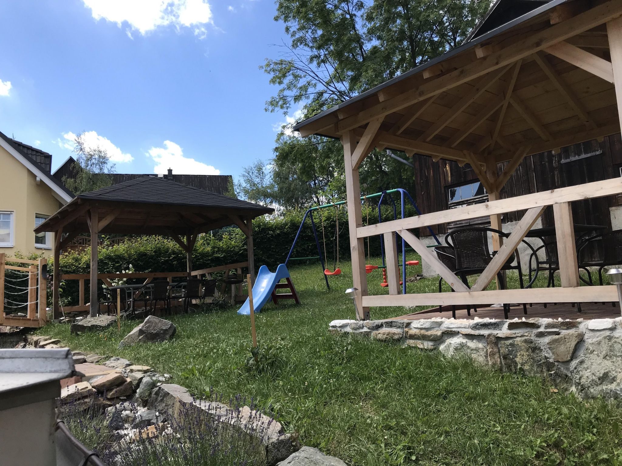 Schöne Ferienwohnung in Kurort Oberwiesenthal-Dedans