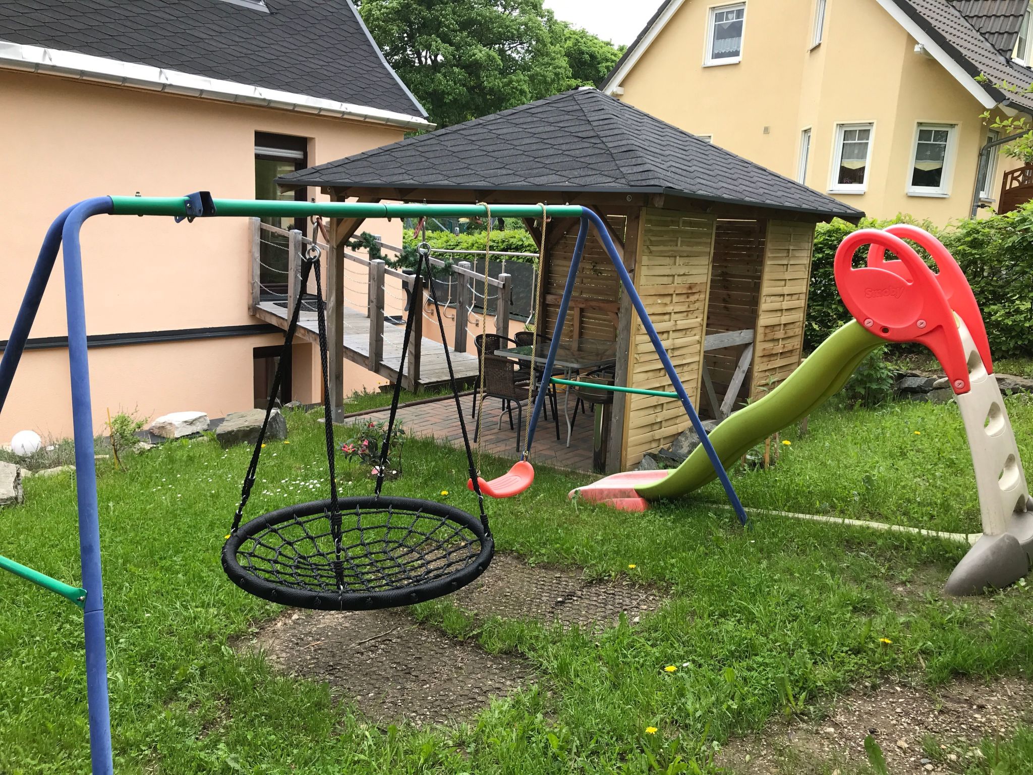 Schöne Ferienwohnung in Kurort Oberwiesenthal-Dedans