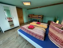 Ruim vrijstaand huis in Oberwiesenthal voor 11 personen, vlakbij centrum - thumbnail 6