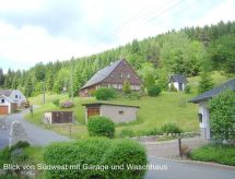 Tolles Ferienhaus in Klingenthal mit Großem Garten
