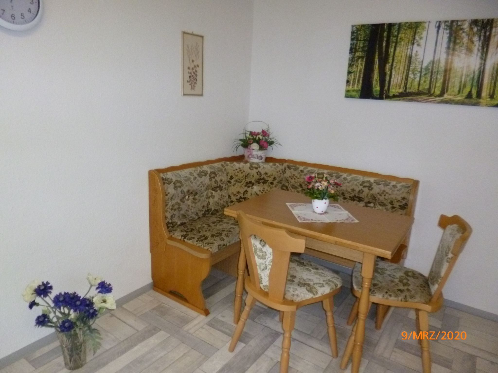 Im Vierseitenhof-Binnen