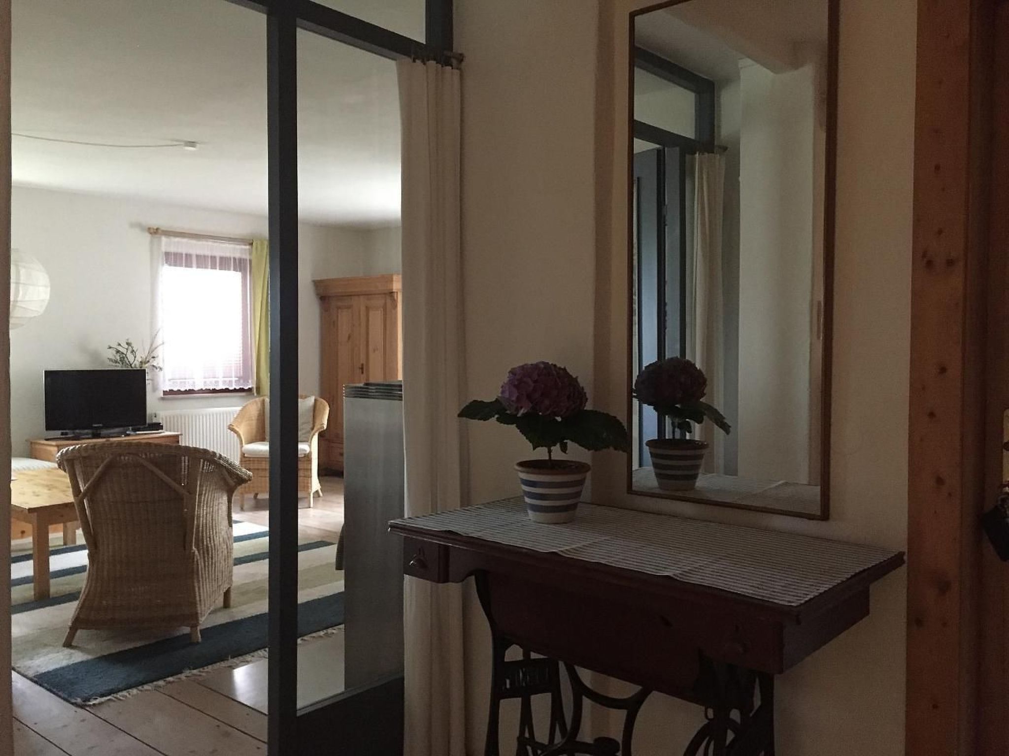 Landlust, Stadtnah -  Fewo im ehemaligem Bauernhaus mit Sauna, Kaminofen und gr-Drinnen