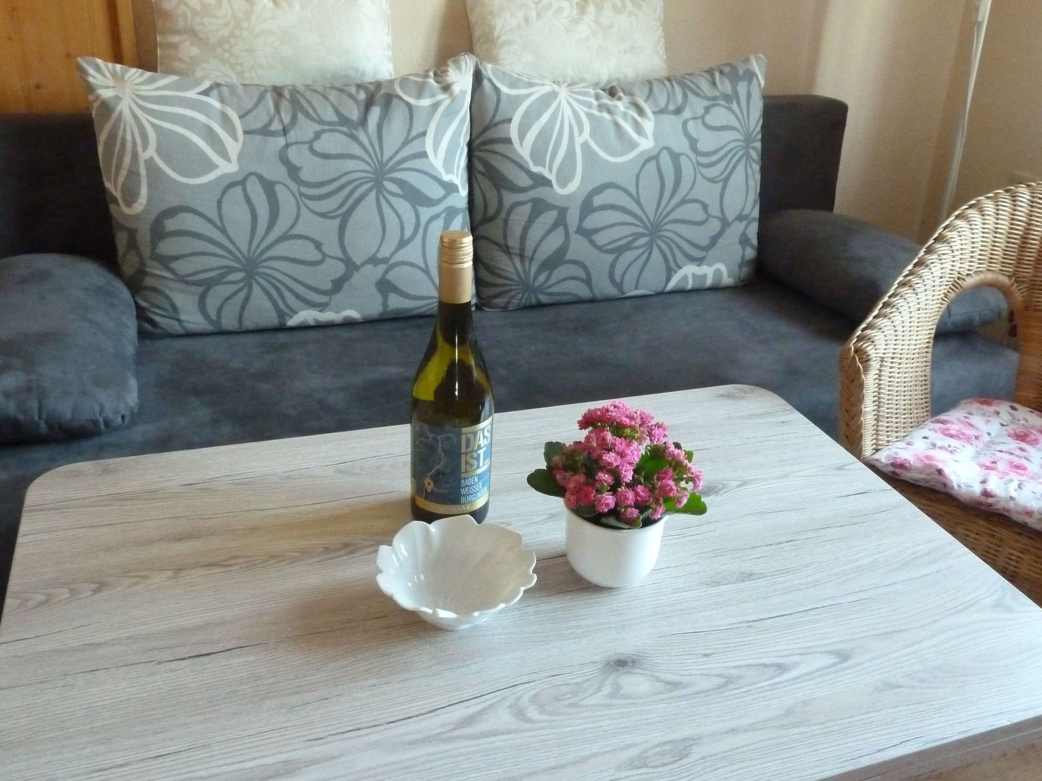 Lotti-Image-tags.info