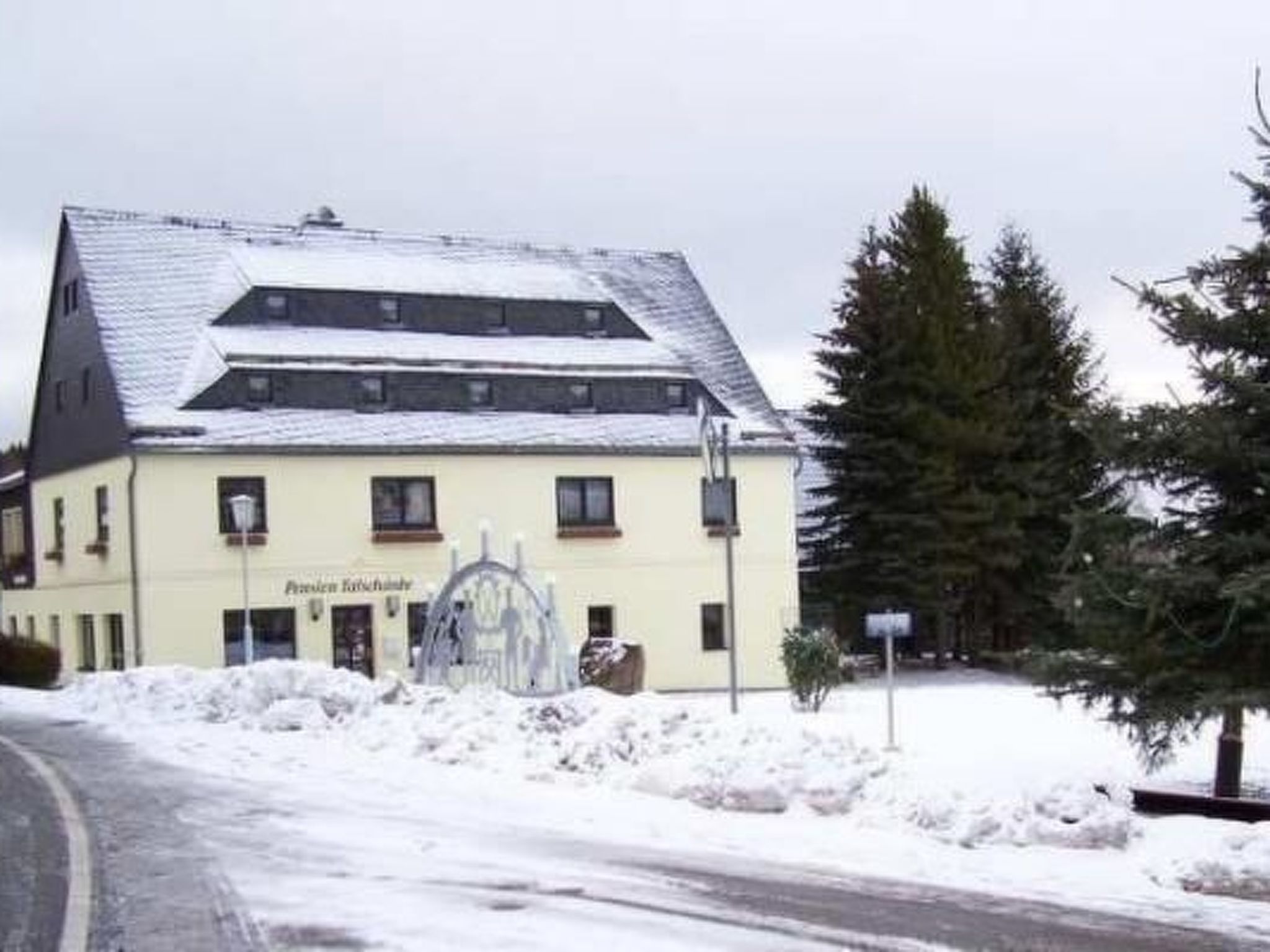 Vakantiehuis "Haus Talschänke" met terras-Binnen
