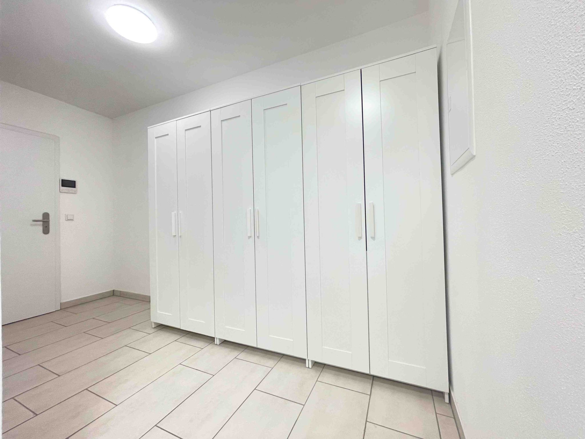 MAX117-Image-tags.info