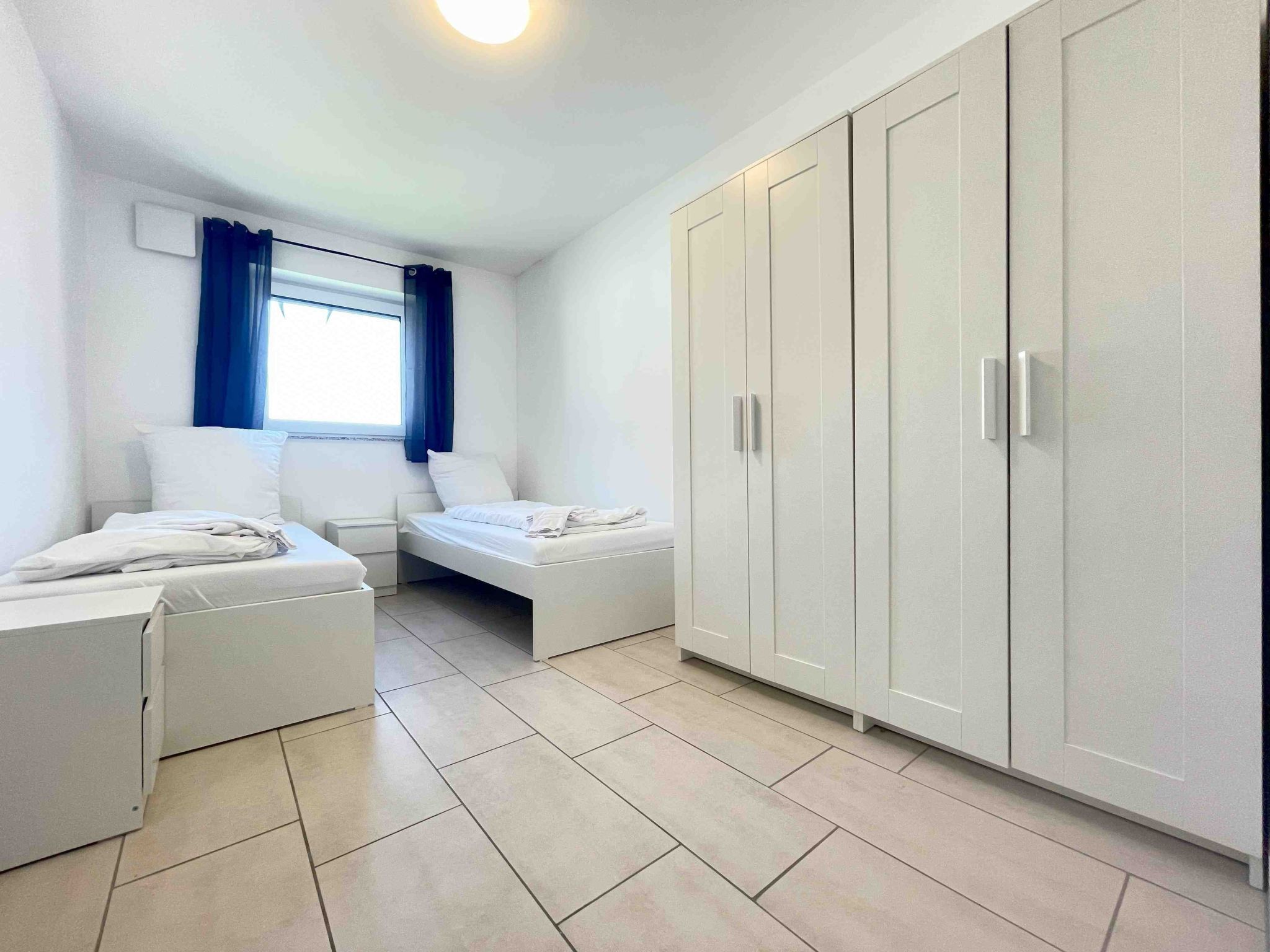 MAX117-Image-tags.info