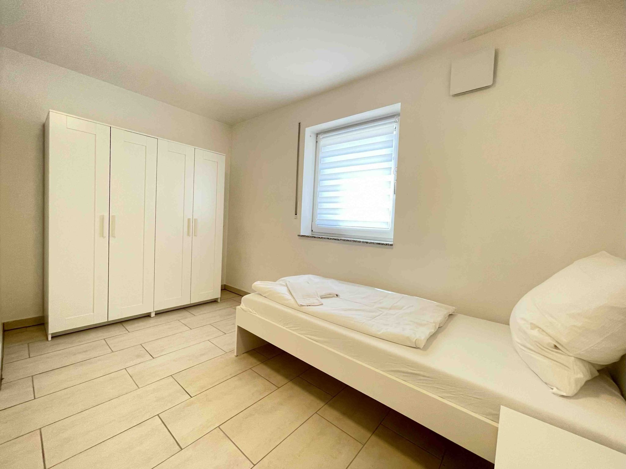 MAX114-Image-tags.info