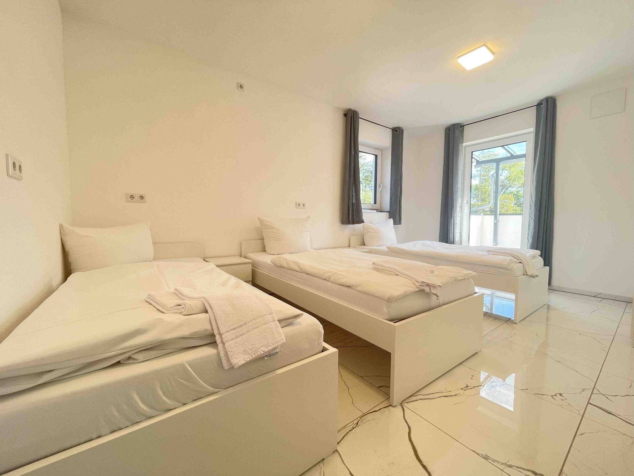 MAX119-Image-tags.info