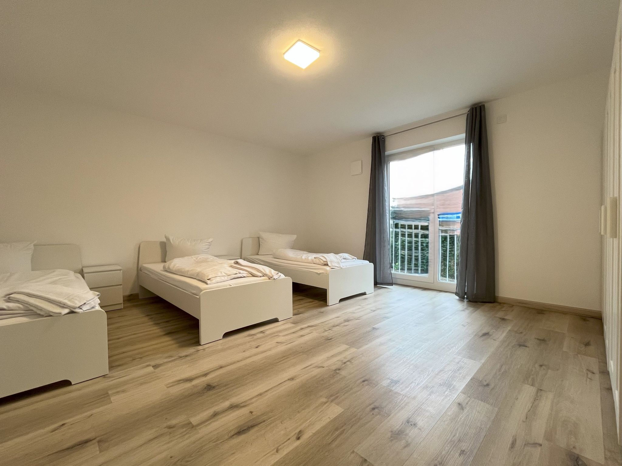 LAP105-Image-tags.info