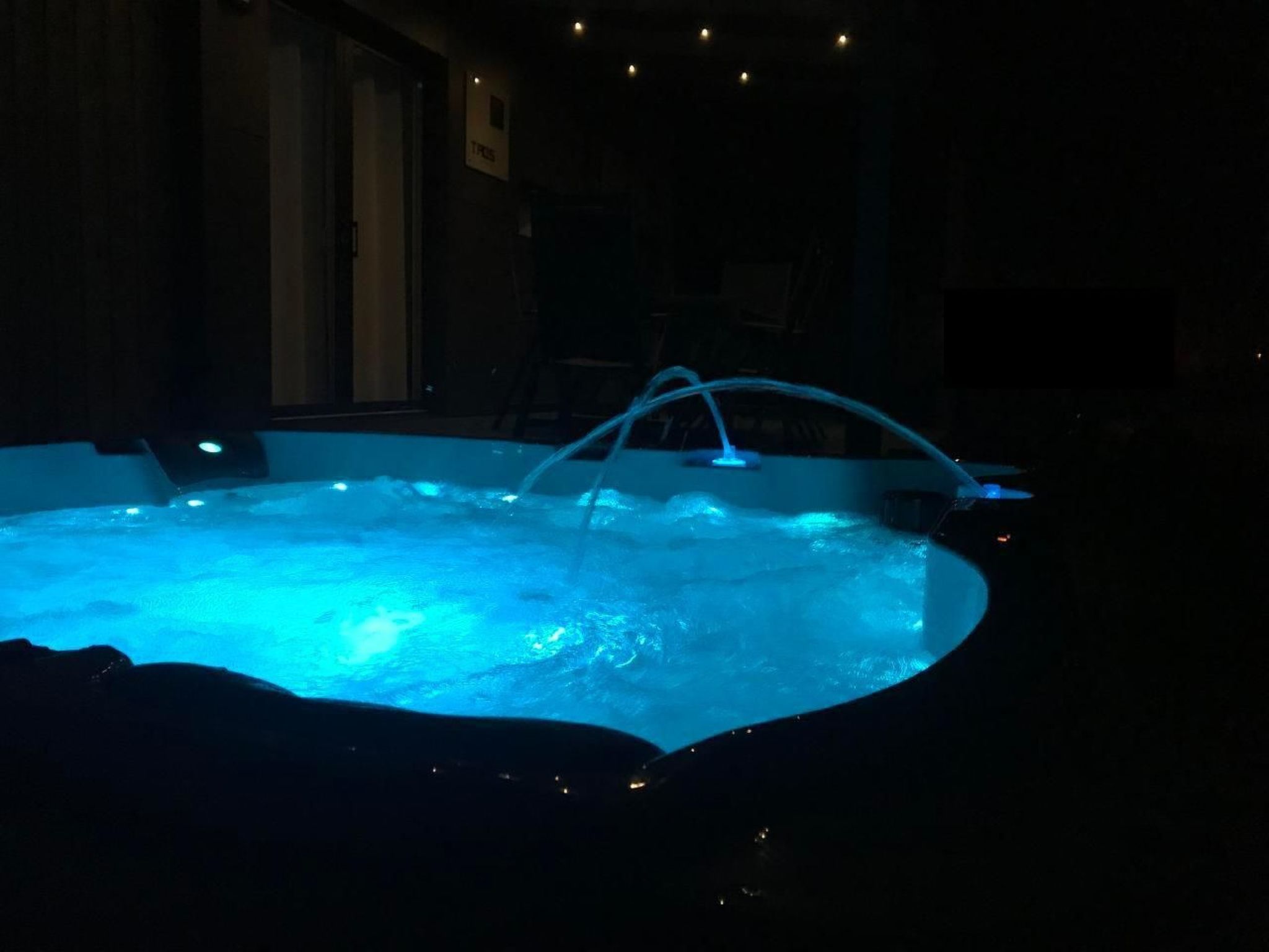 In Wackersdorf mit Whirlpool, Terrasse und Grill-Image-tags.info