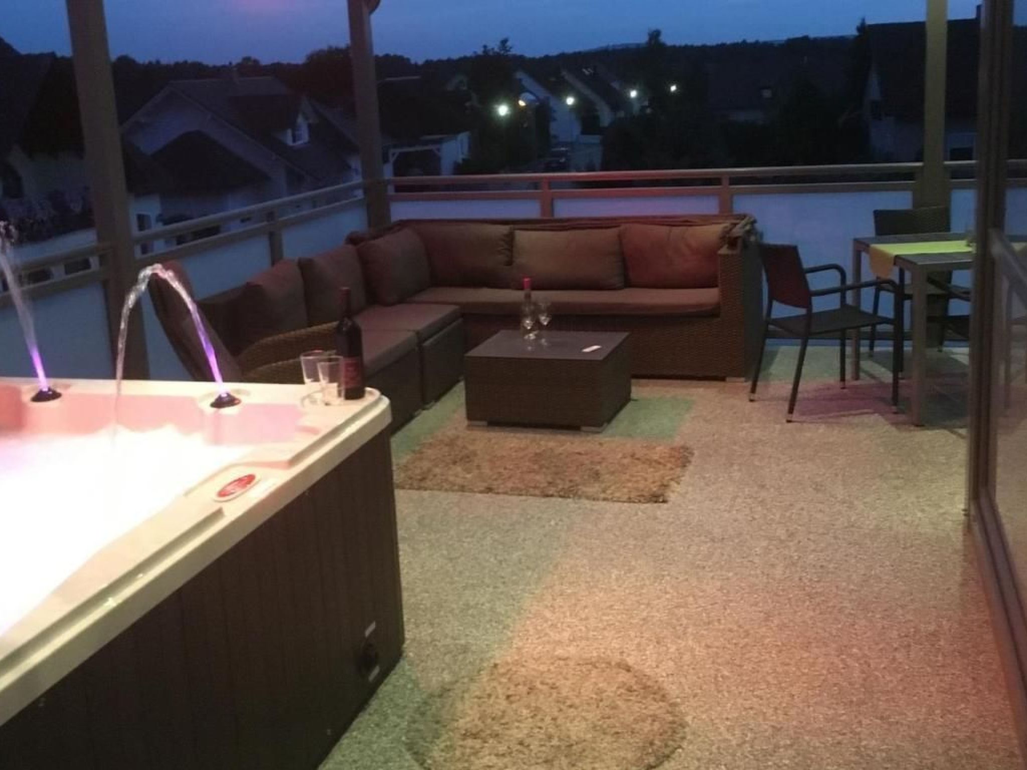 In Heselbach mit Grill, Whirlpool und Garten-Image-tags.info