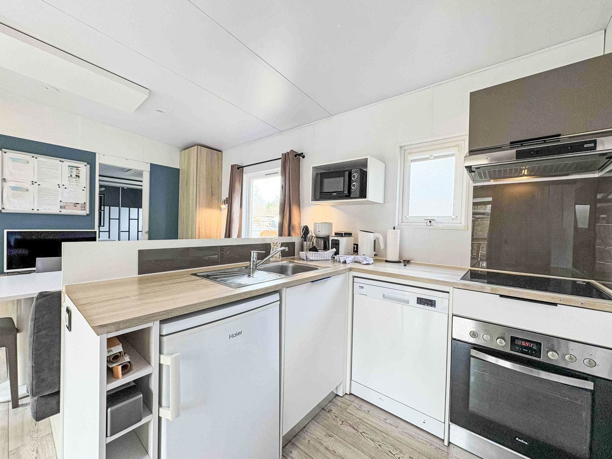 Schönes Ferienhaus in Wackersdorf mit Whirlpool und Terrasse - Binnen