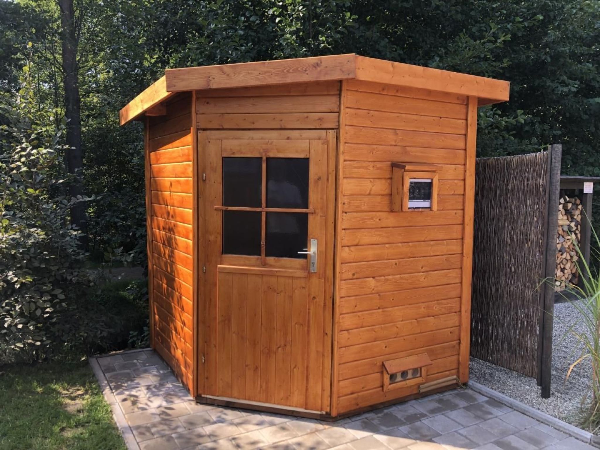 Schönes Ferienhaus in Wackersdorf mit Whirlpool und Terrasse-Image-tags.info