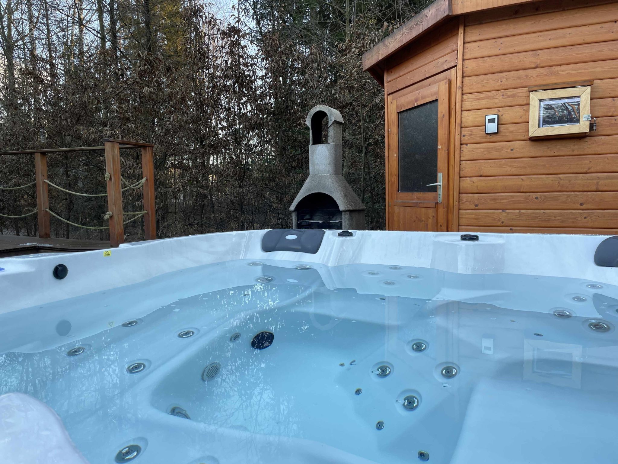 Schönes Ferienhaus in Wackersdorf mit Whirlpool und Terrasse-Image-tags.info