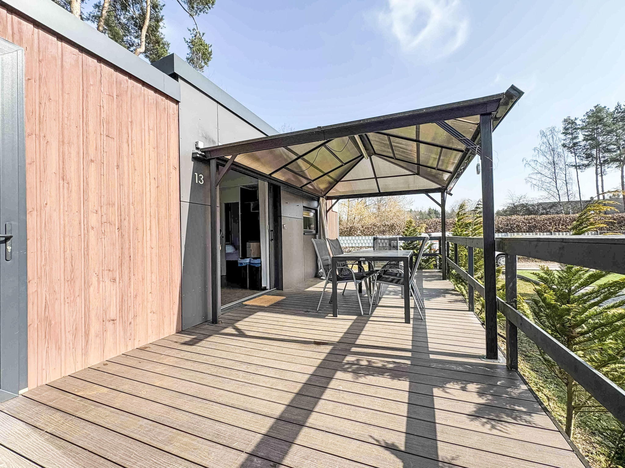 In Wackersdorf mit Grill, Terrasse und Garten