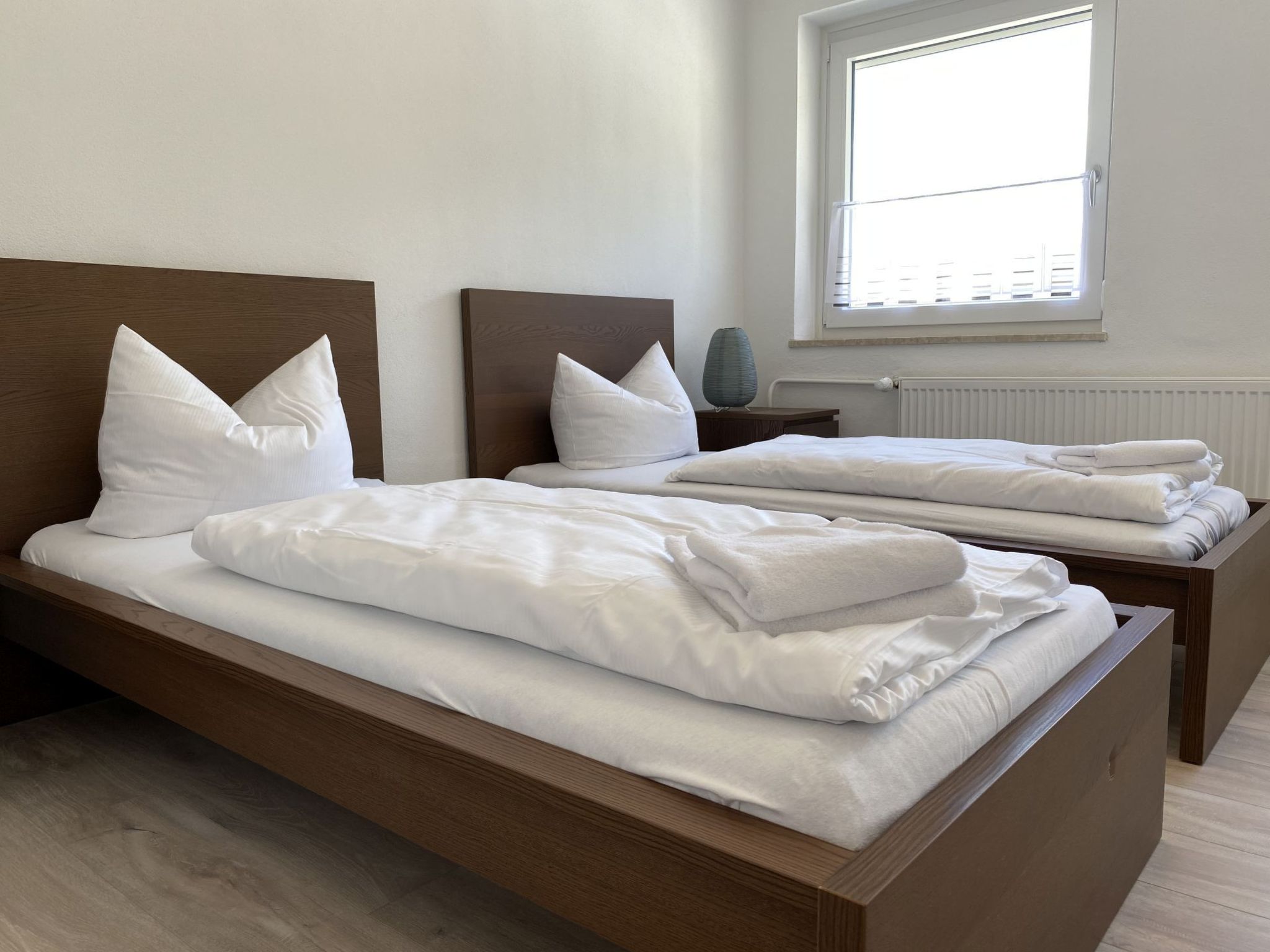 SAD151 Moderne Monteurwohnung mit Balkon-Image-tags.info