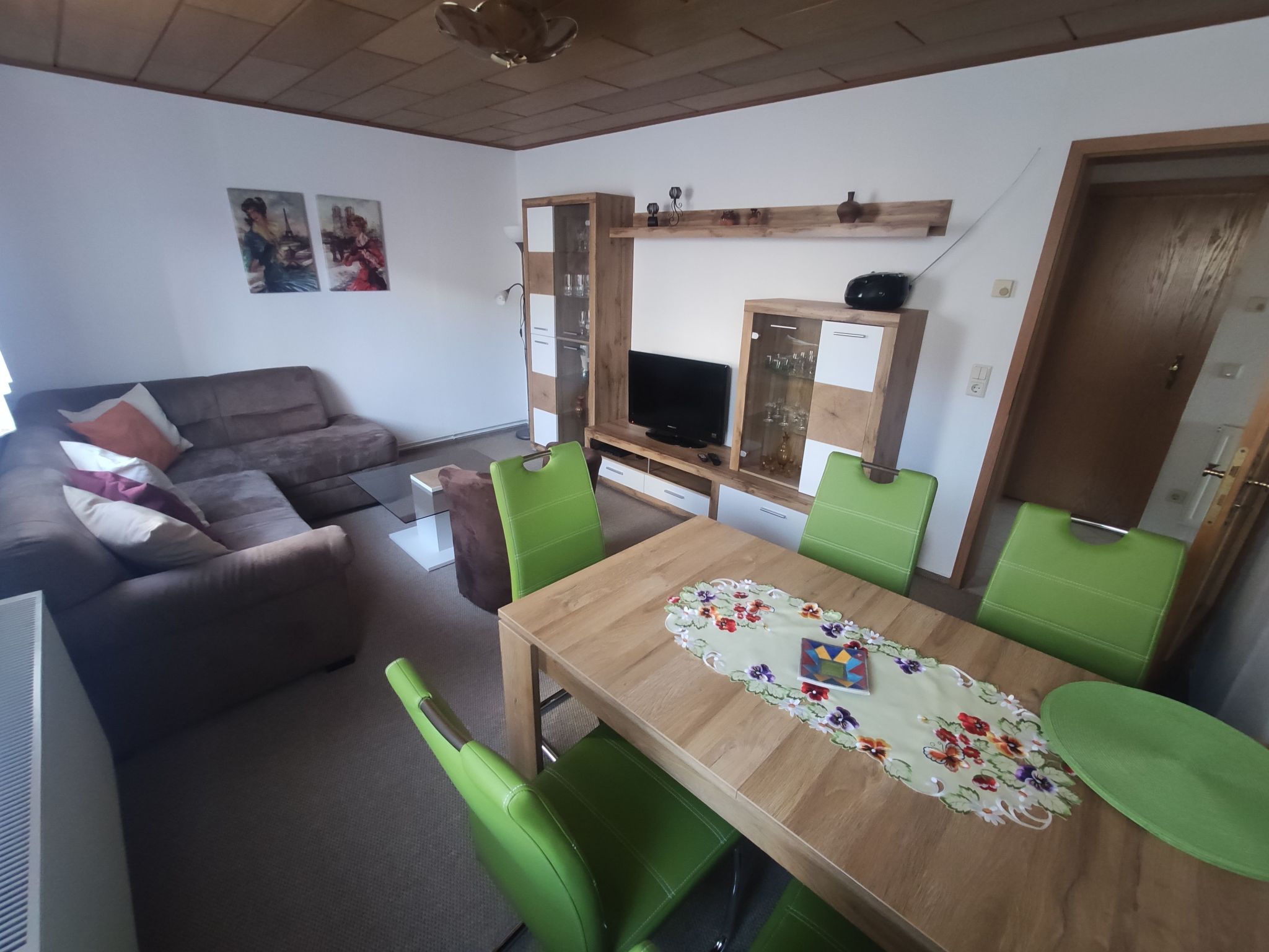 Gemütliche Ferienwohnung mit Garten-Binnen