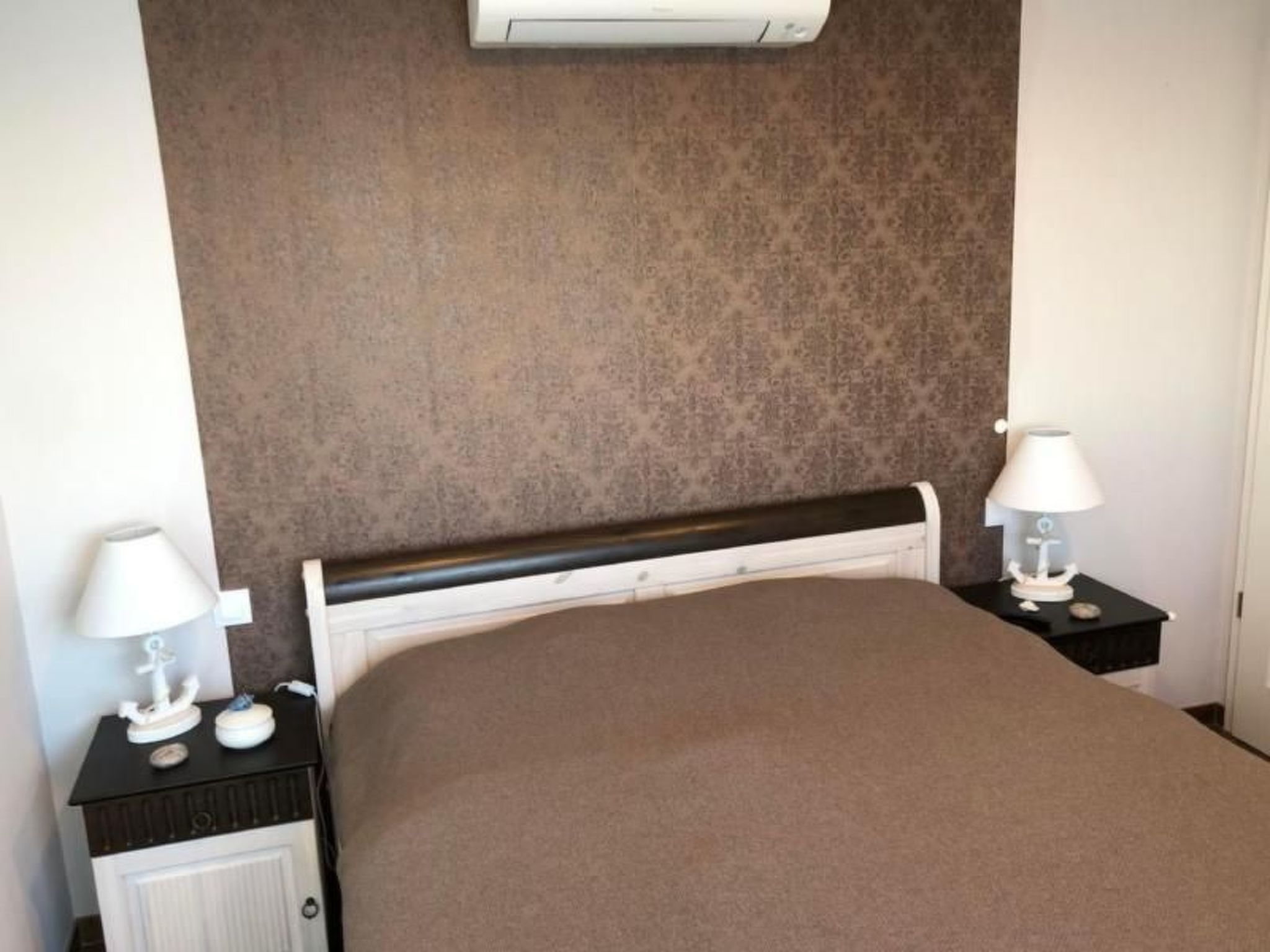 Schwimmendes Haus Elandi-Binnen