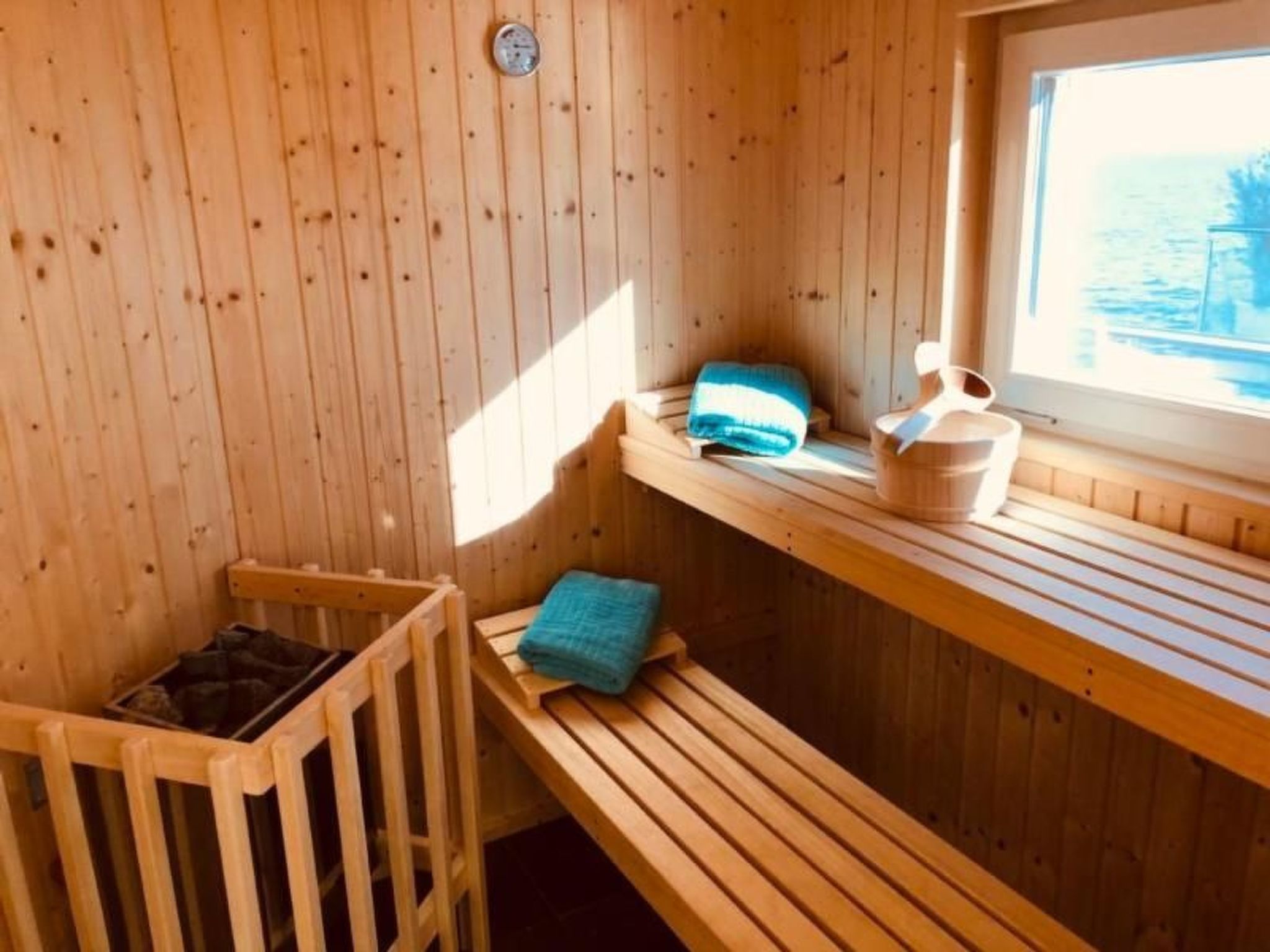 Schwimmendes Haus Elandi-Binnen