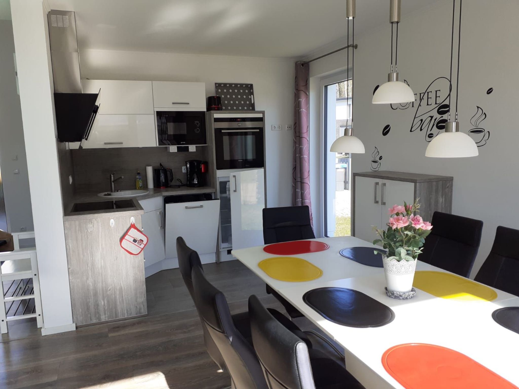 Vanessa für 8 Personen-Image-tags.info