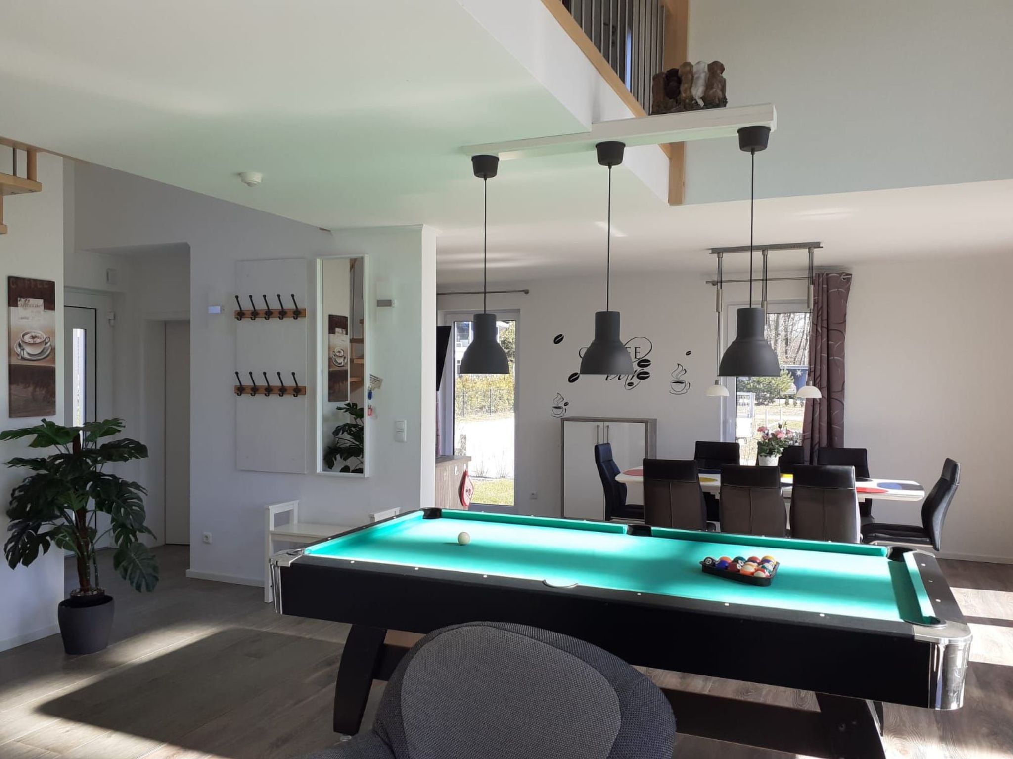 Vanessa für 8 Personen-Image-tags.info