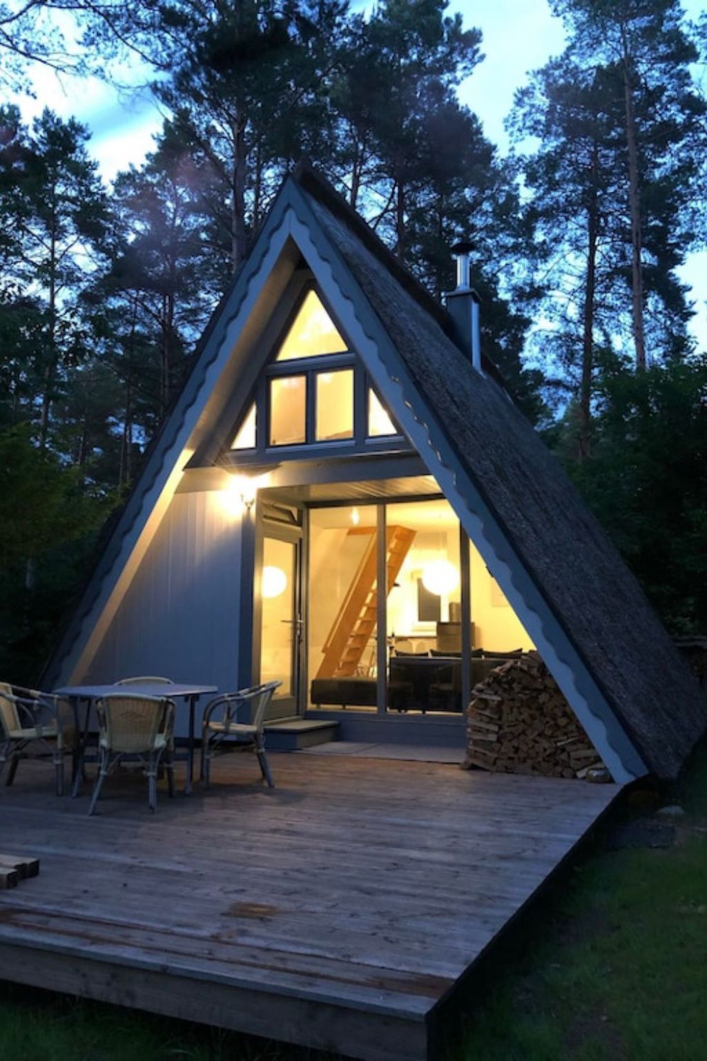 Reetdach Ferienhaus am Lübbesee Sauna Bootsteg neu-Binnen