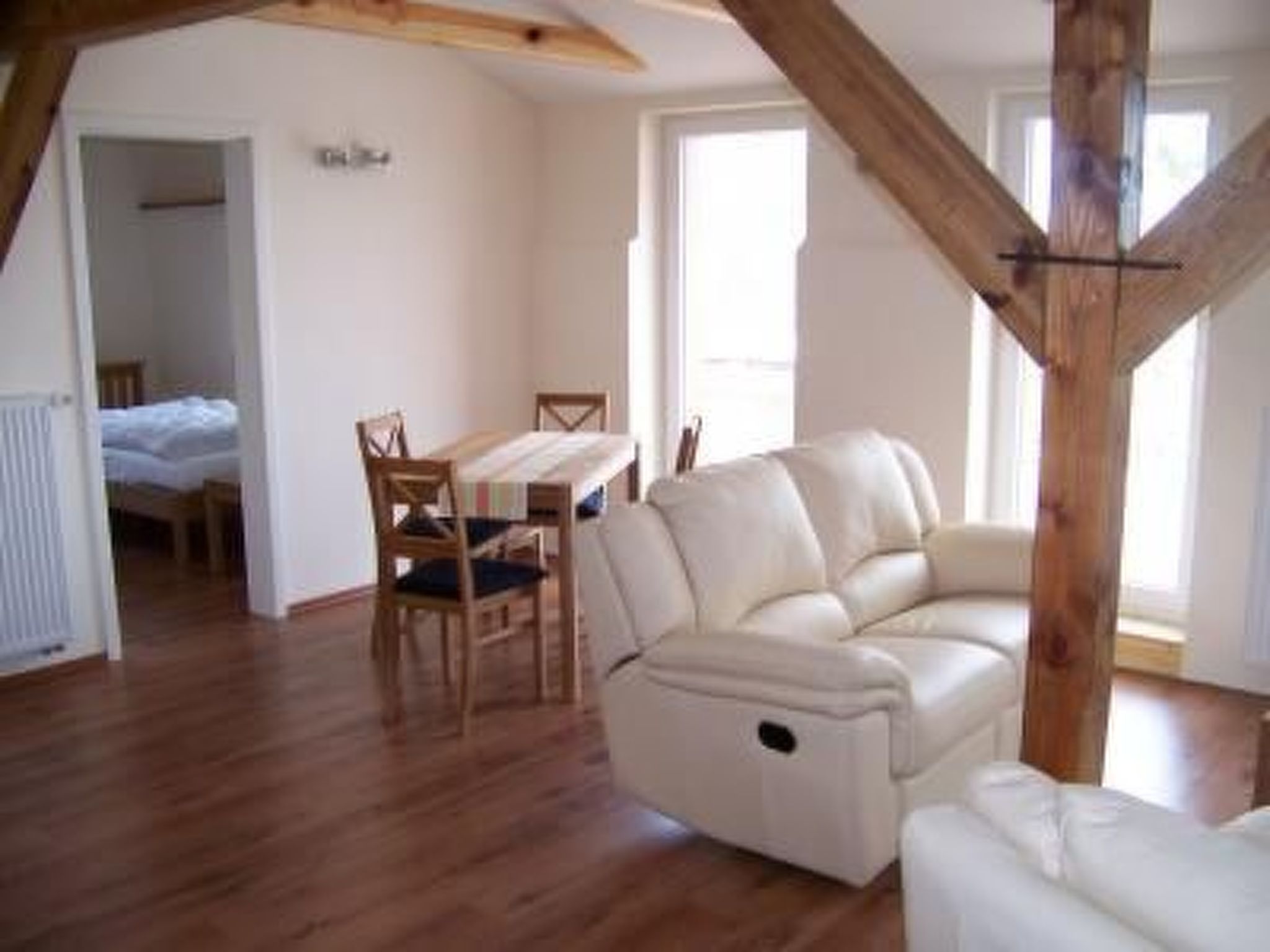 Alleenwiesen-Drinnen