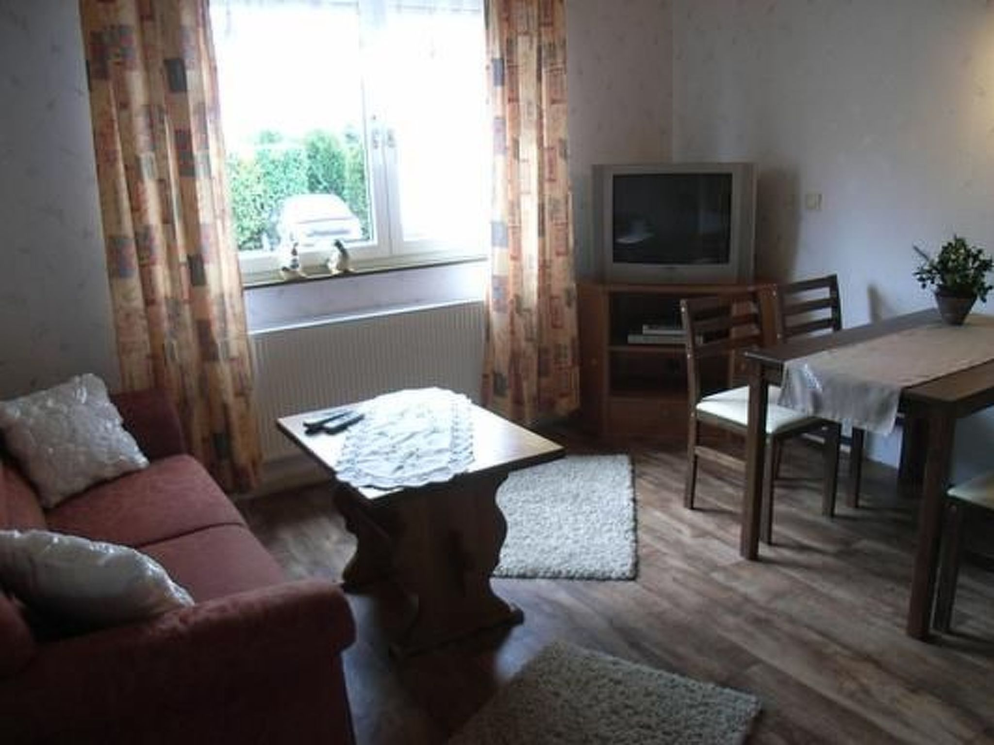 Appartement in Abenheim mit Grill und Terrasse-Binnen