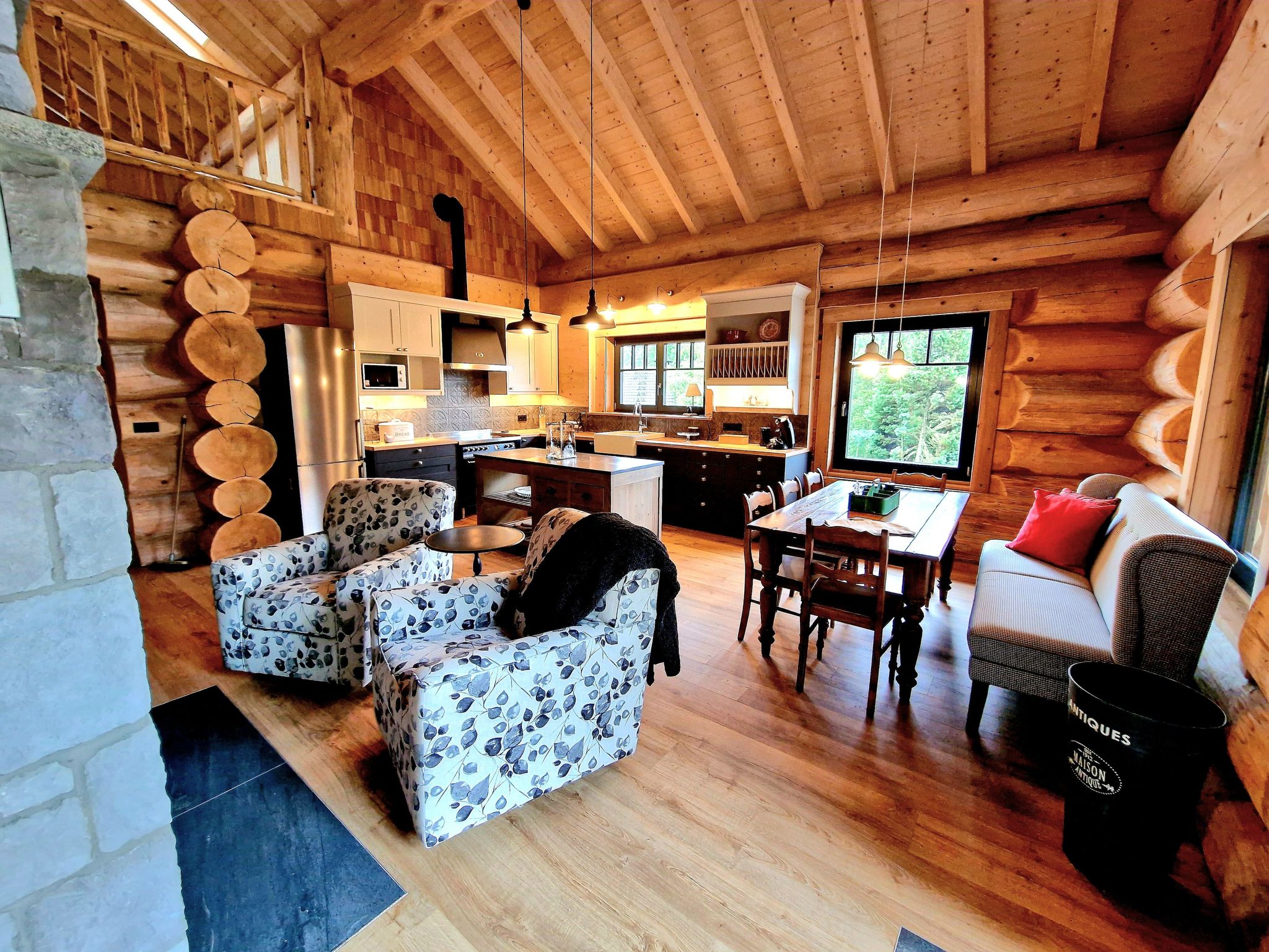 Luxus-Blockhausparadies Eveningwood im Spessart-Image-tags.info