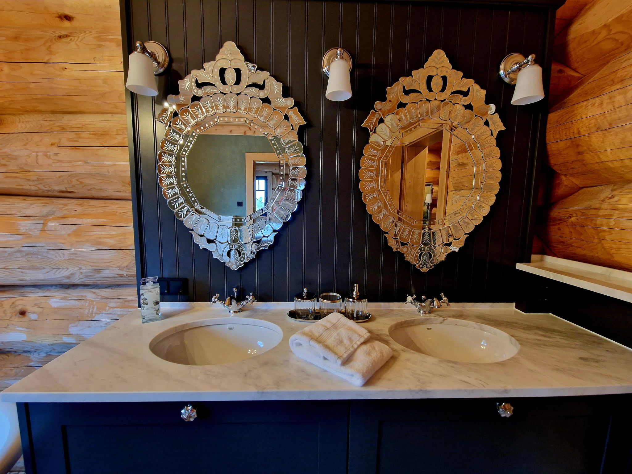 Luxus-Blockhausparadies Eveningwood im Spessart-Image-tags.info