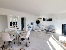 Ruime vrijstaande suite nabij centrum Elsenfeld aan de Oostzee - thumbnail 2
