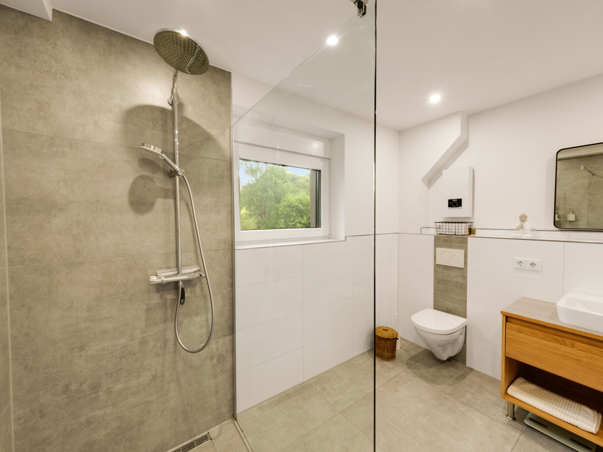 The Forest Retreat-Image-tags.info