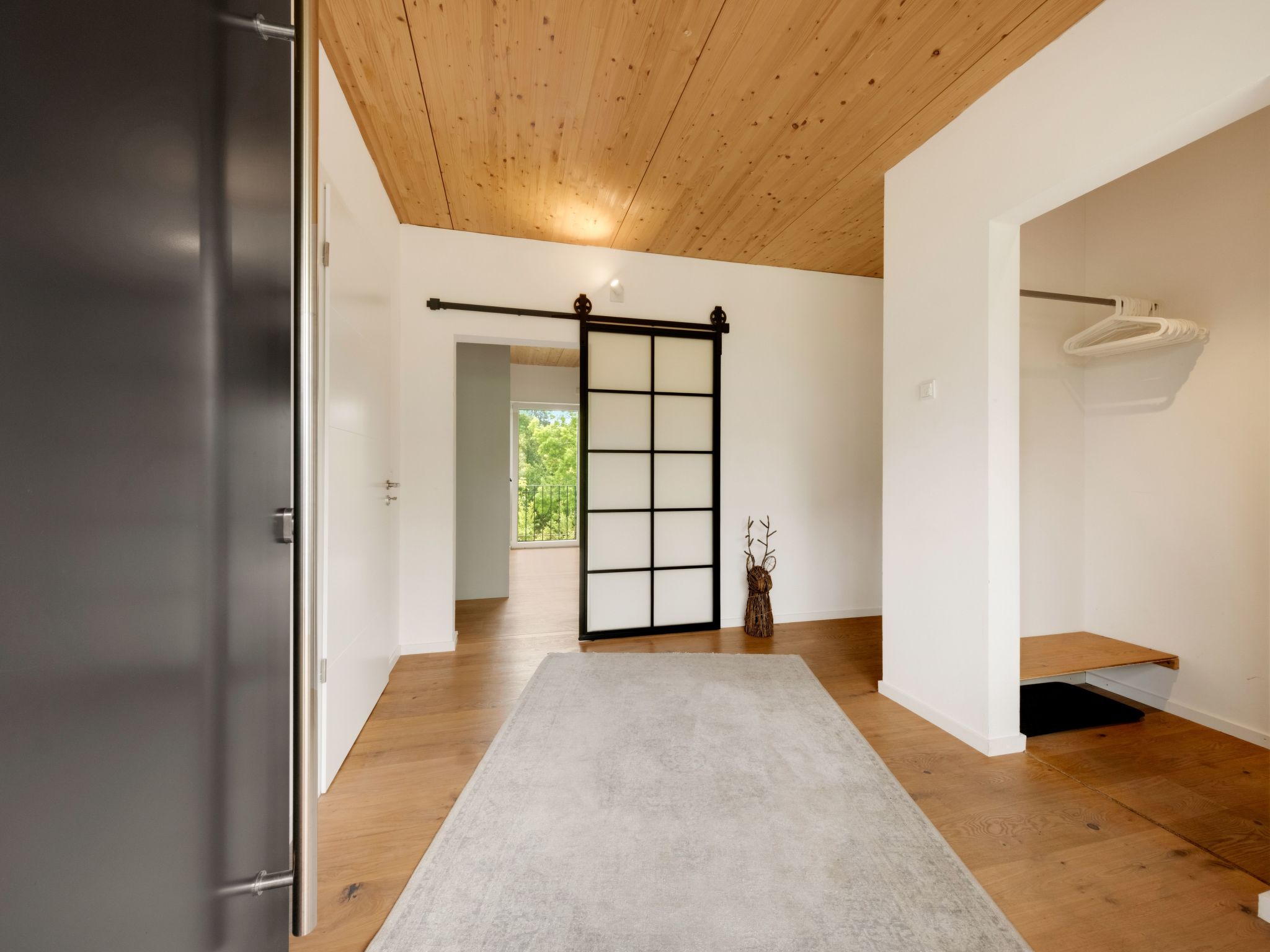 The Forest Retreat-Image-tags.info