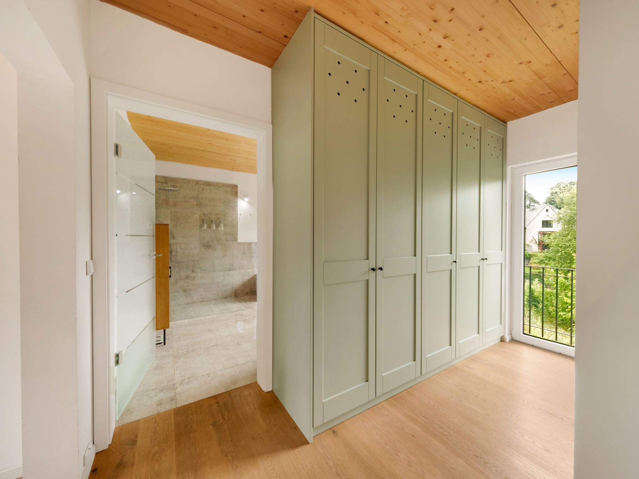 The Forest Retreat-Image-tags.info