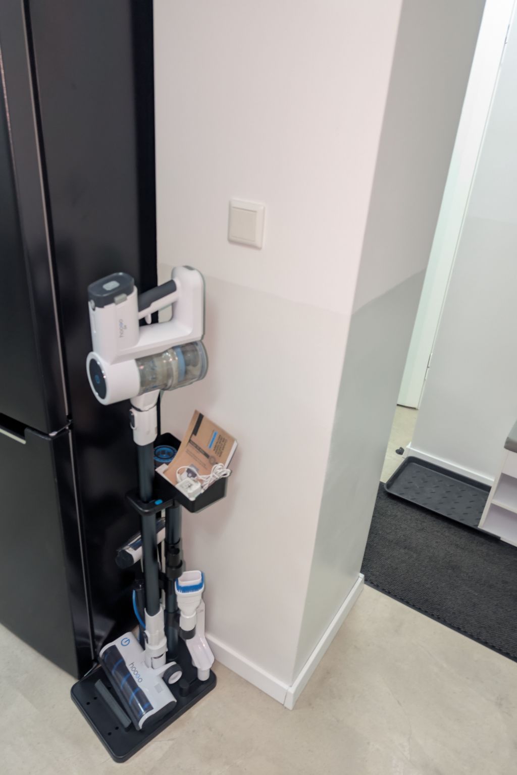 Zentrale Unterkunft — Kitchen / Dining Room (5 of 14)