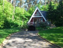 in ruhiger Lage am Waldrand mit Terrasse und großem Grundstück