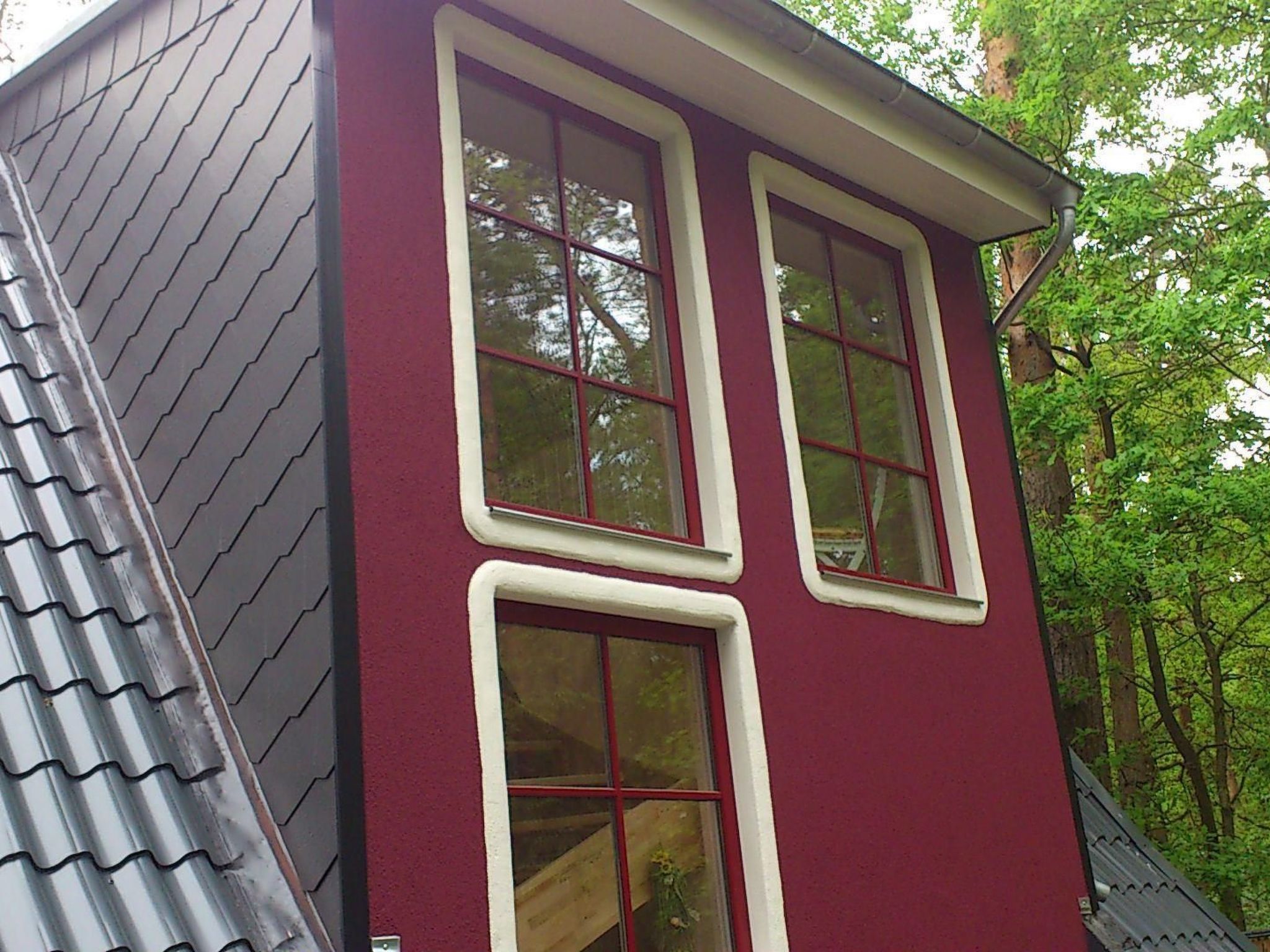 In ruhiger Lage am Waldrand mit Terrasse und großem Grundstück-Binnen