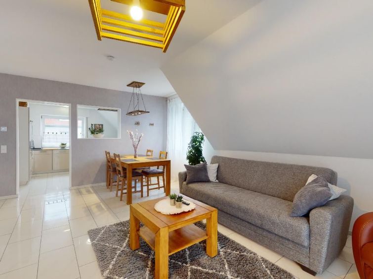Helle Familienfreundliche Barrierefreie Wohnung