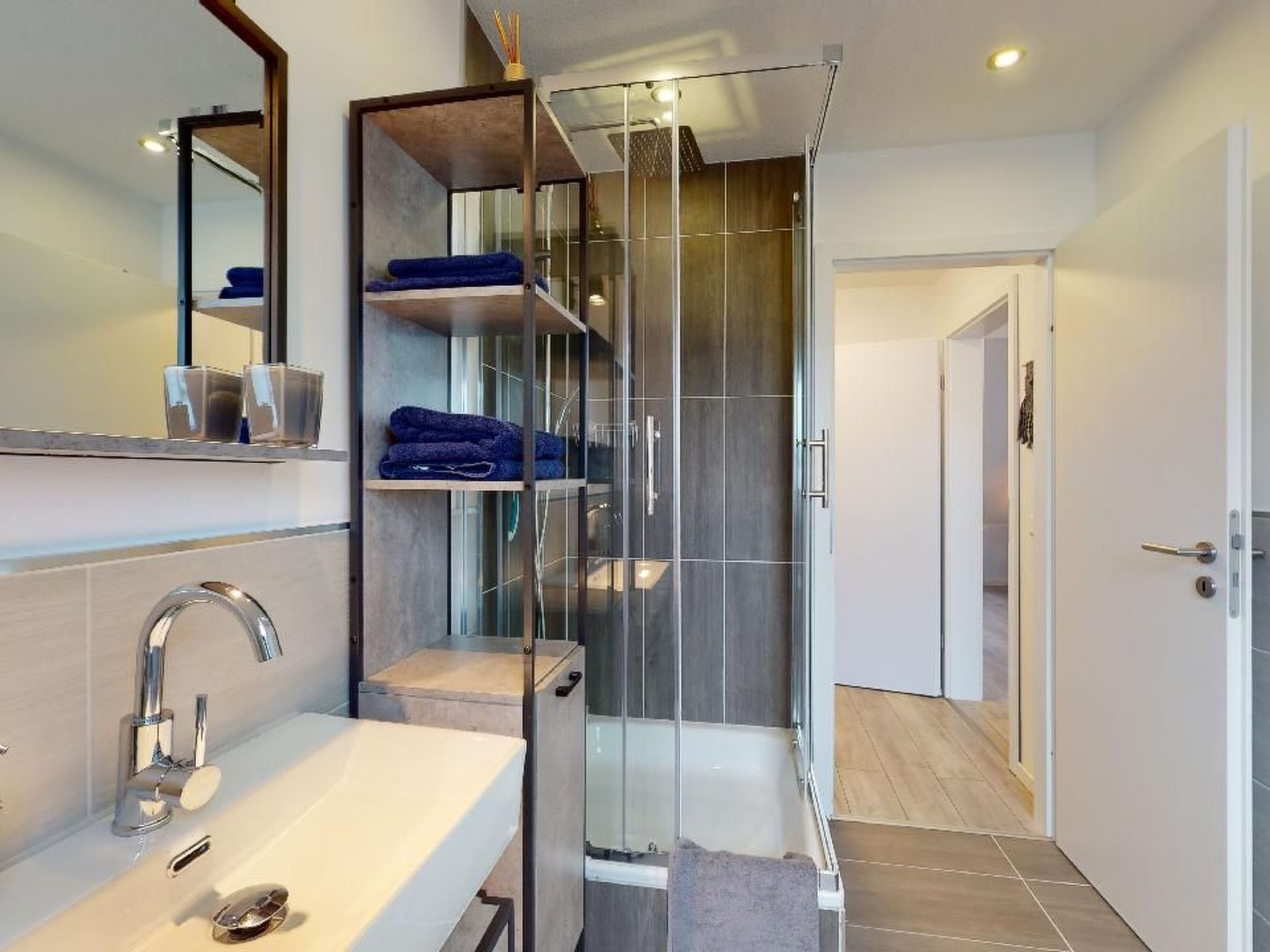 Urgemütliche Maisonnette Wohnung mit Klimaanlage-Image-tags.info