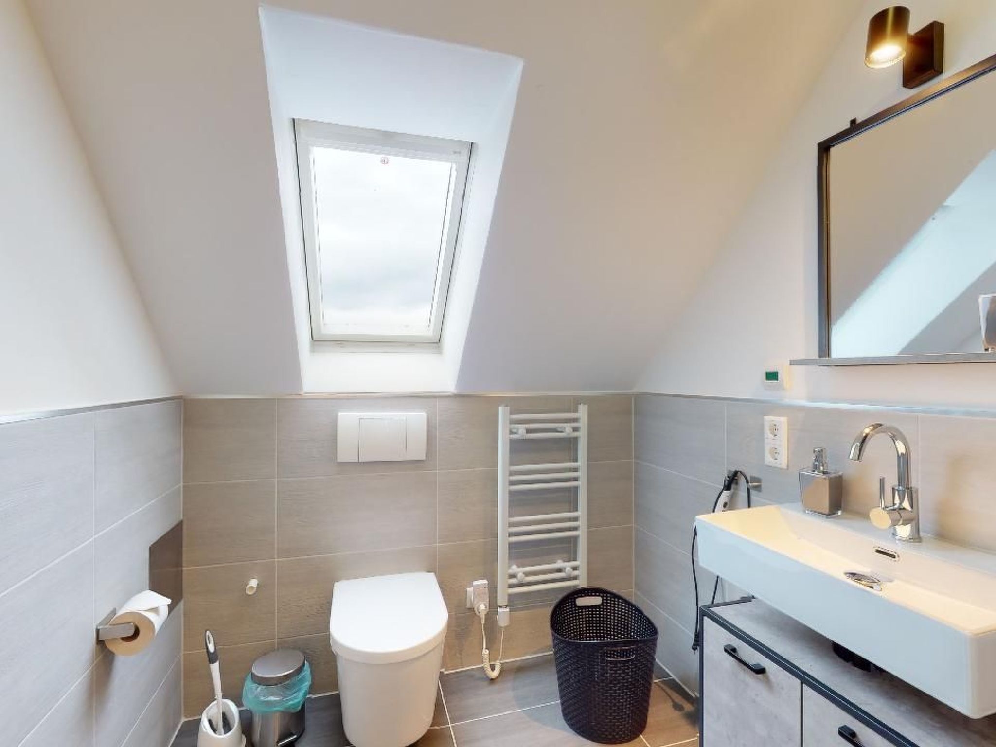 Urgemütliche Maisonnette Wohnung mit Klimaanlage-Image-tags.info