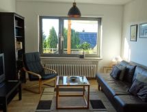 Knusse vakantiewoning Jakobs in Vlotho met uitzicht op de bergen - thumbnail 2