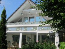 Vrijstaand vakantiehuis in Achim met tuin, airconditioning en golfbaan om de hoek - thumbnail 1