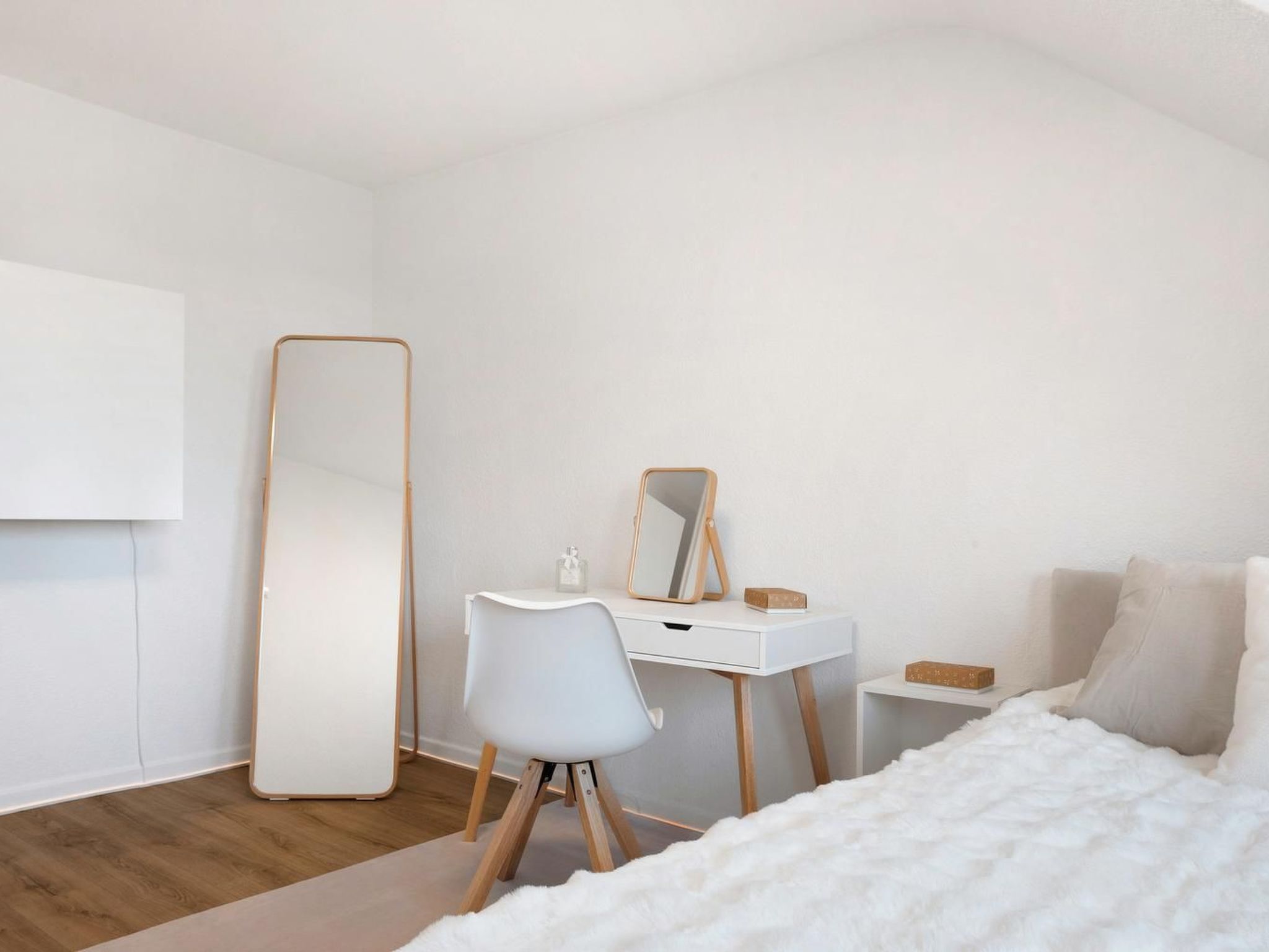 Apartment nähe A1 und Mercedes-Drinnen