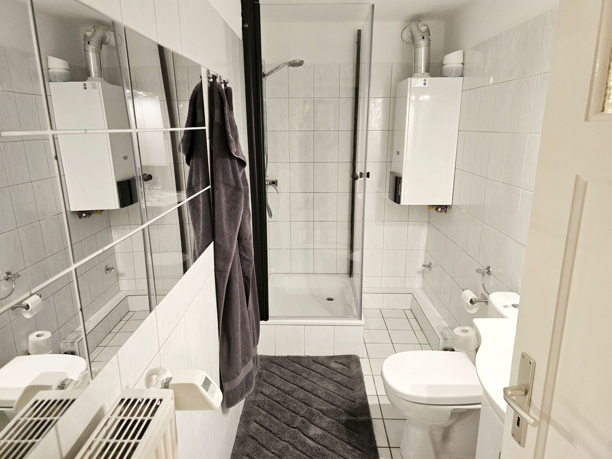 Apartment nähe A1 und Mercedes-Drinnen