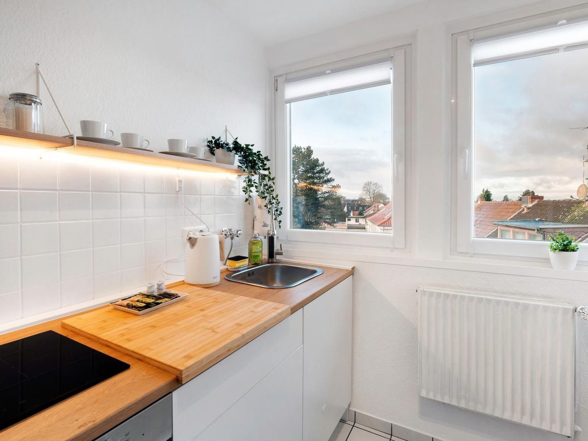 Apartment nähe A1 und Mercedes-Drinnen