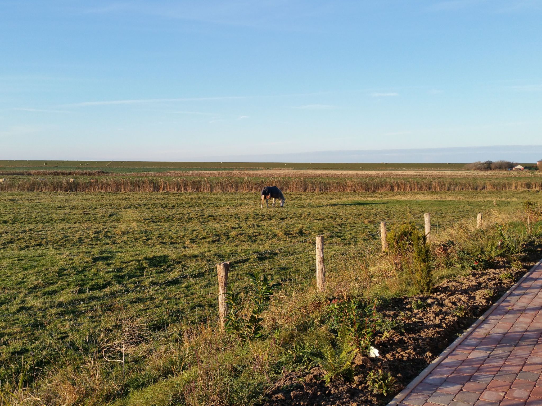 Nice Holidays-Binnen