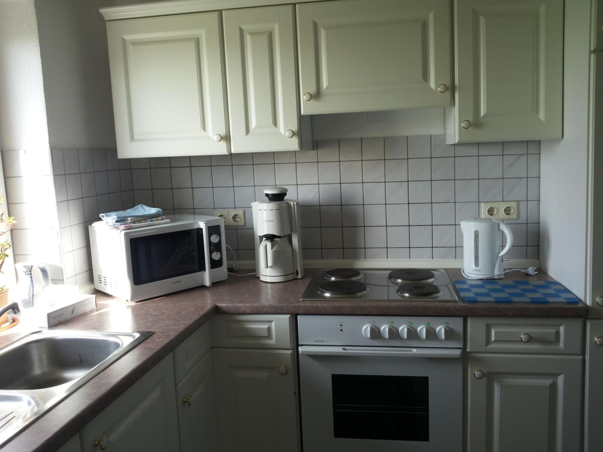 Nice Holidays-Binnen