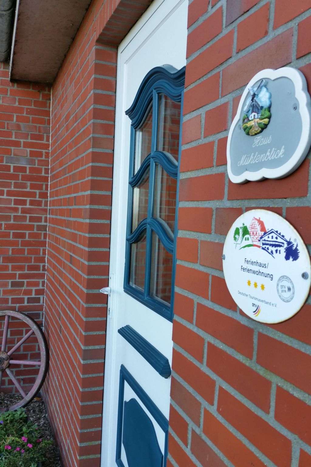 Nice Holidays-Binnen