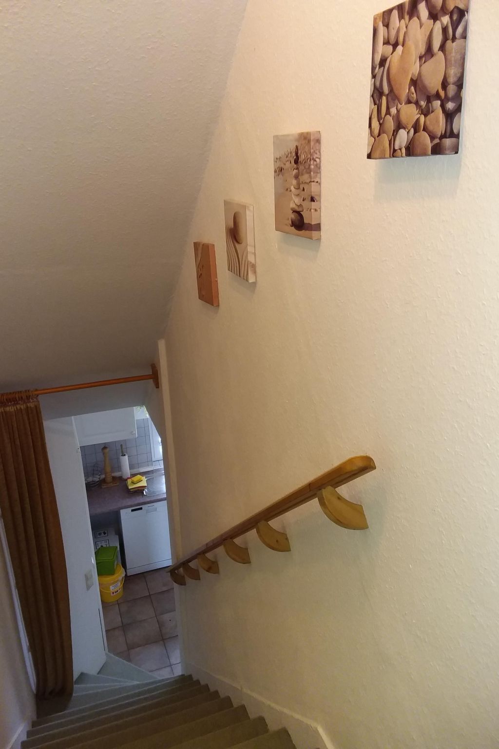 Nice Holidays-Binnen